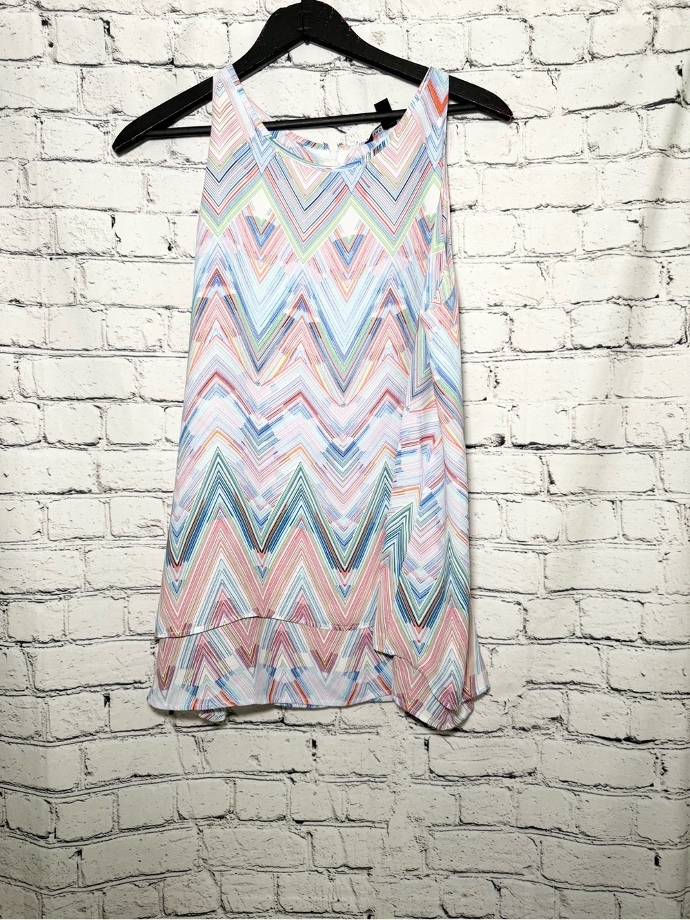 Zac & Rachel. Tank. Size L